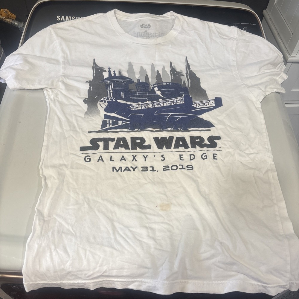 Disney Parks Star Wars Galaxys Edge Disneyland Opening Day T-Shirt Mens M White